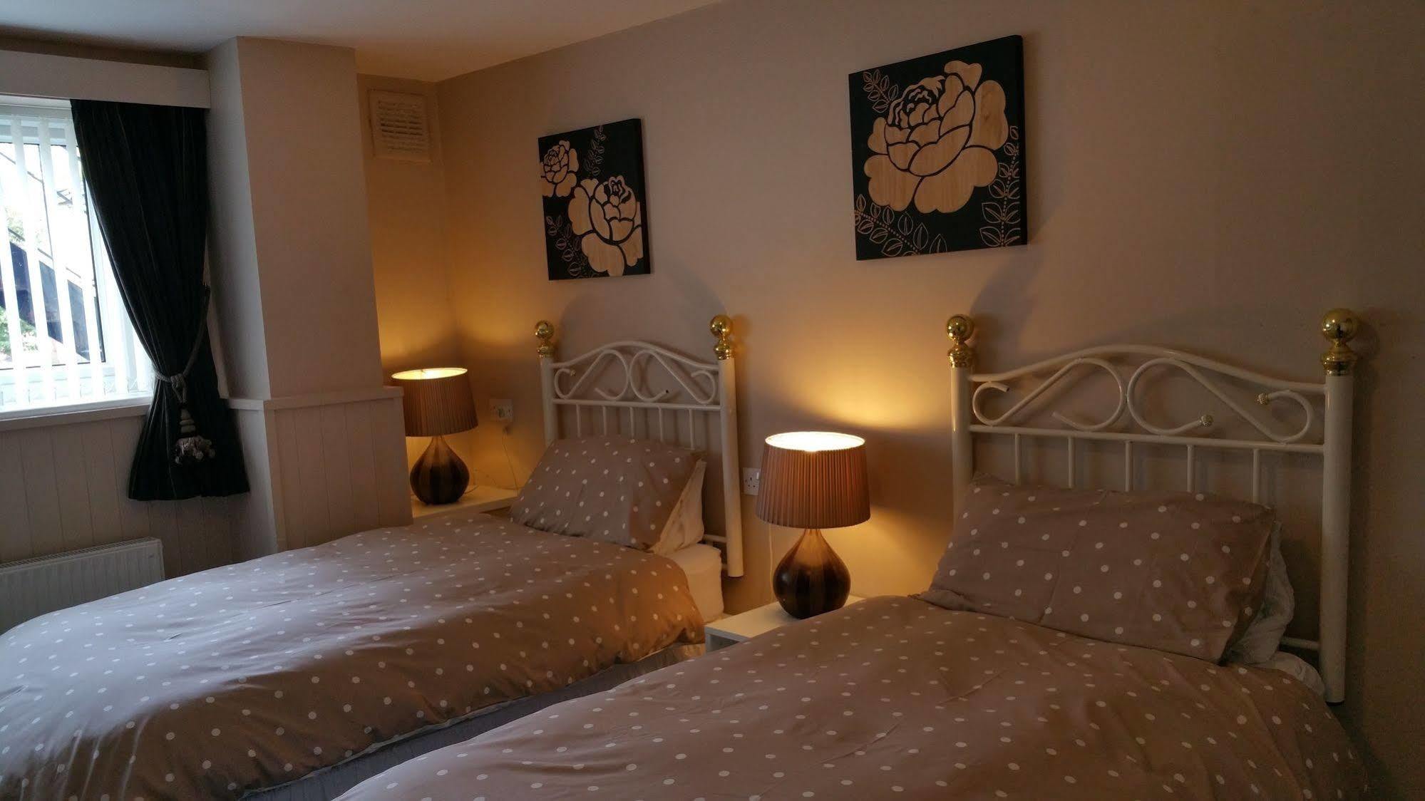 Kingswood Guest House Stockton-on-Tees Esterno foto