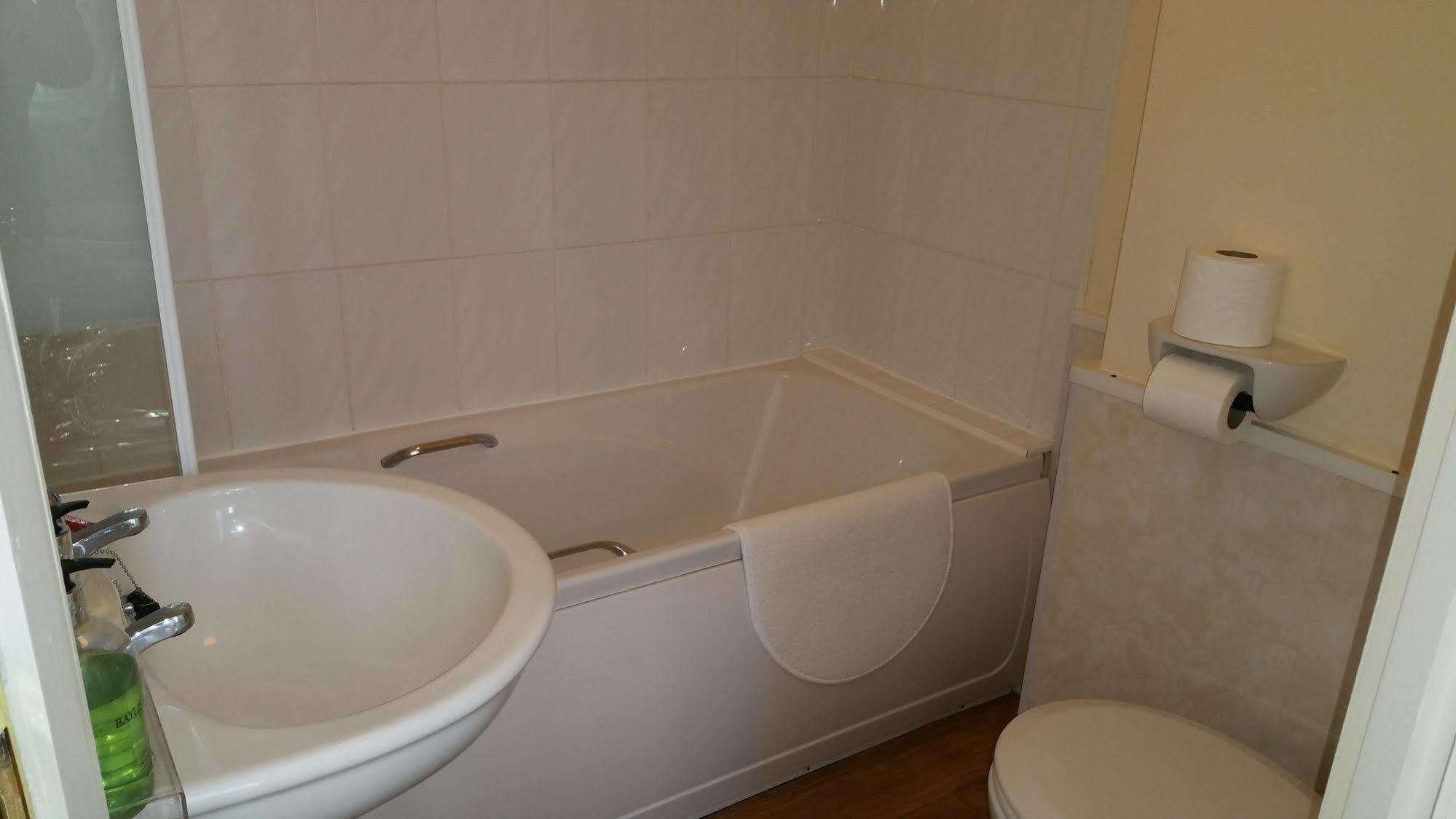 Kingswood Guest House Stockton-on-Tees Esterno foto