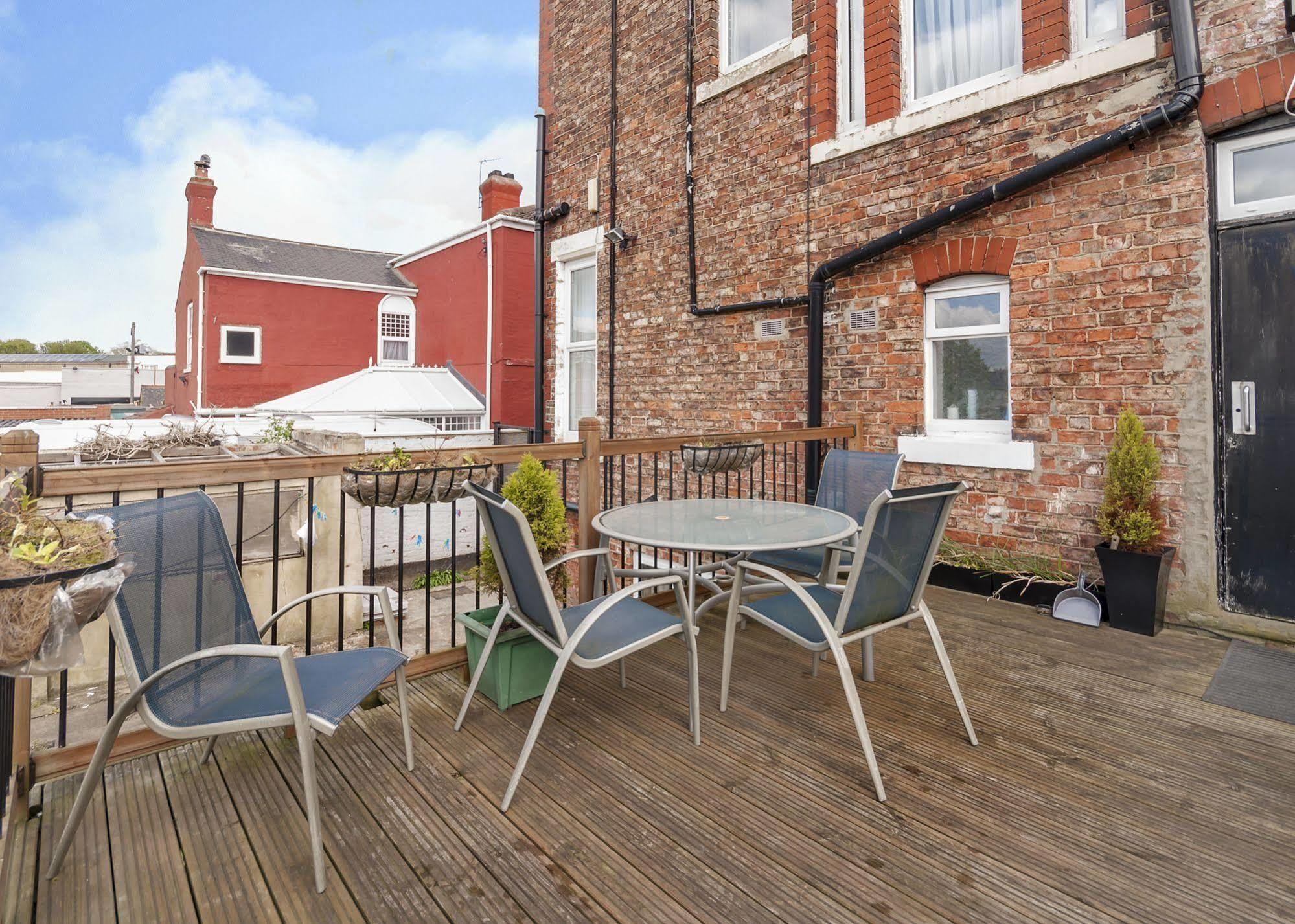 Kingswood Guest House Stockton-on-Tees Esterno foto