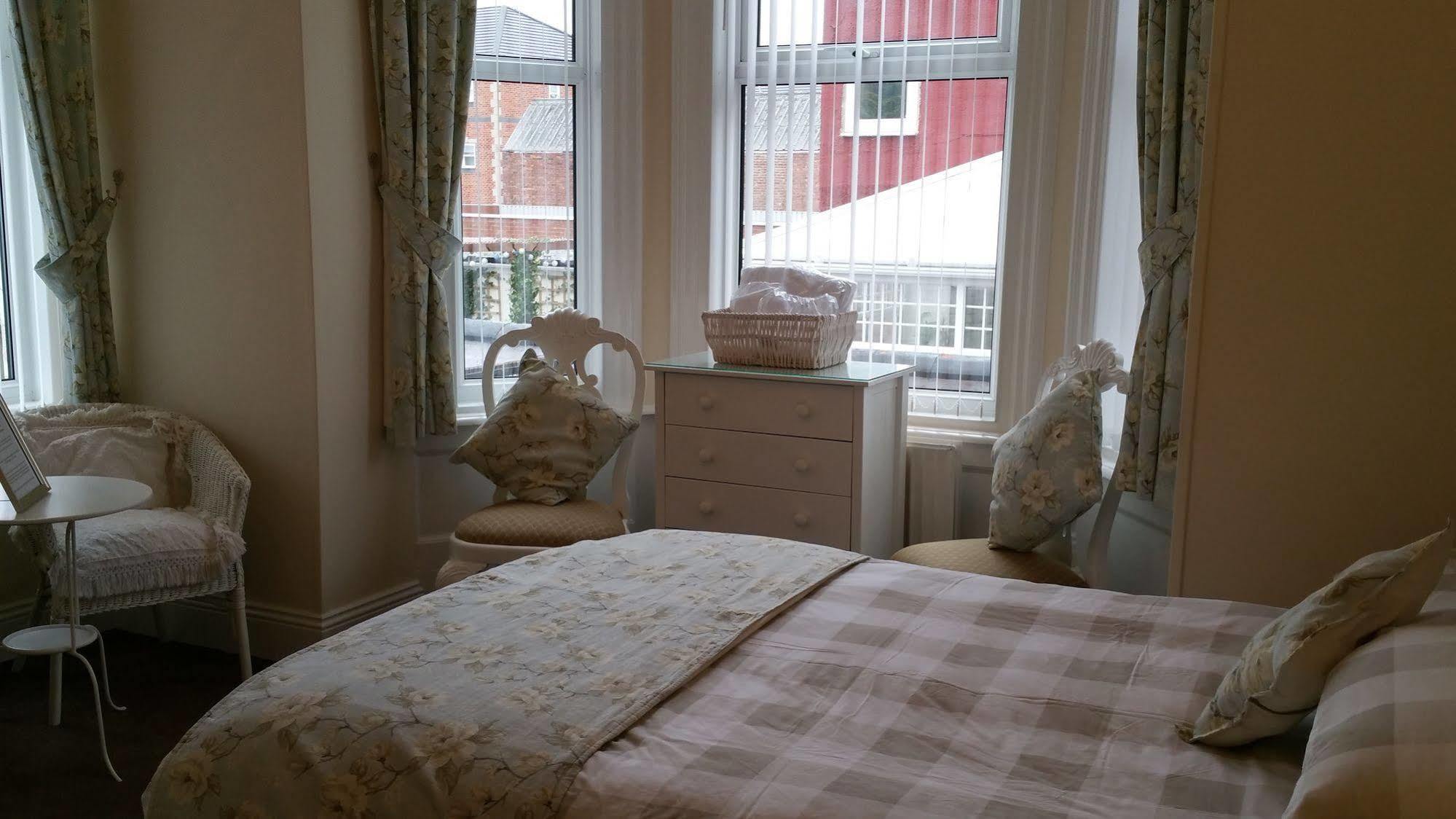 Kingswood Guest House Stockton-on-Tees Esterno foto